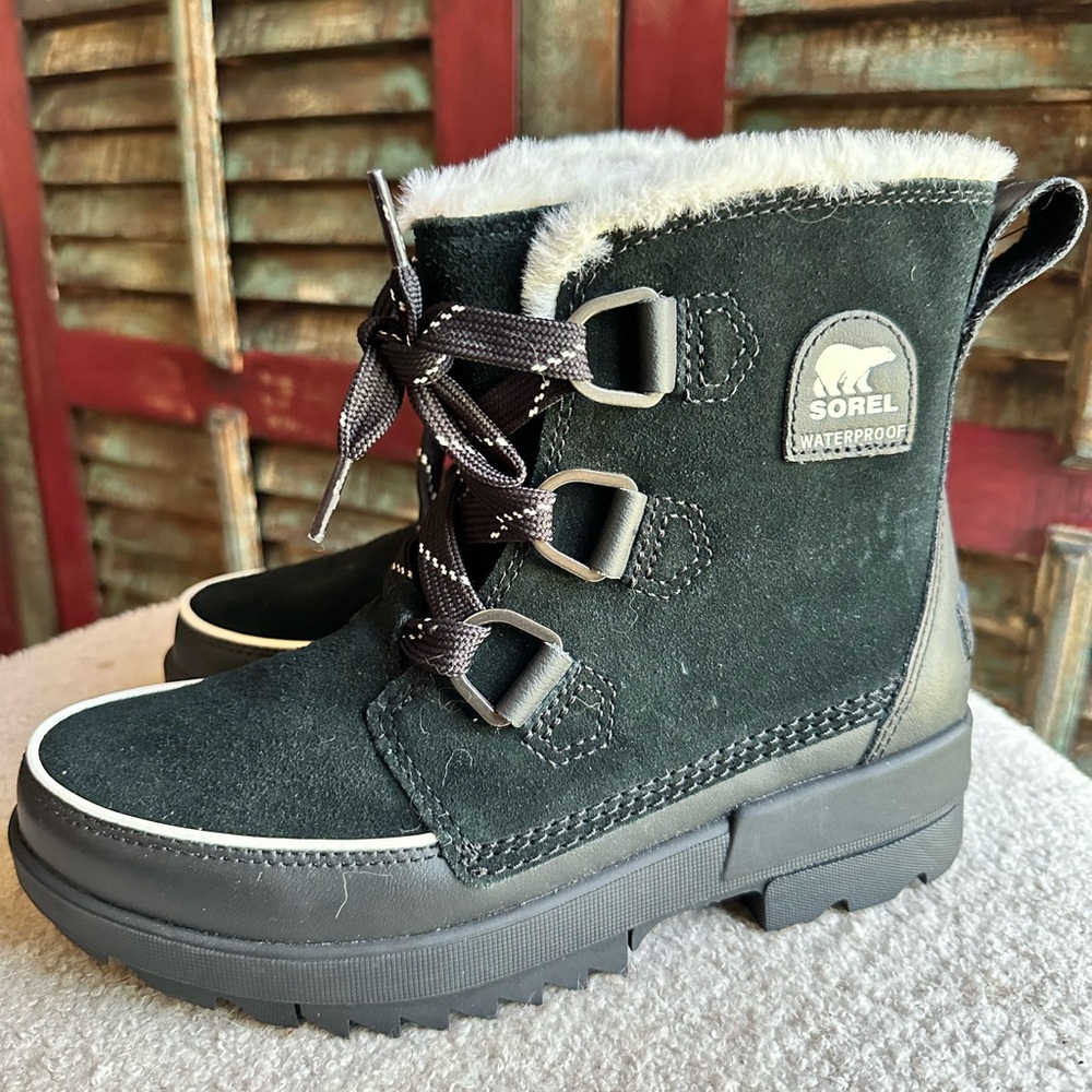 Sorel Tivoli IV Boots Size 7.5 US 38.5 EUR Like New condition-great price